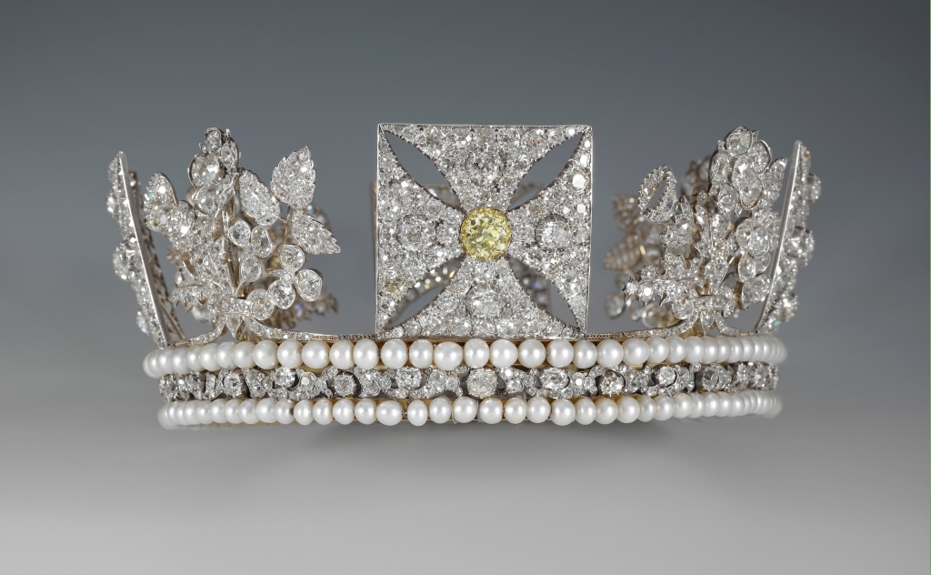 most legendary crowns and tiaras