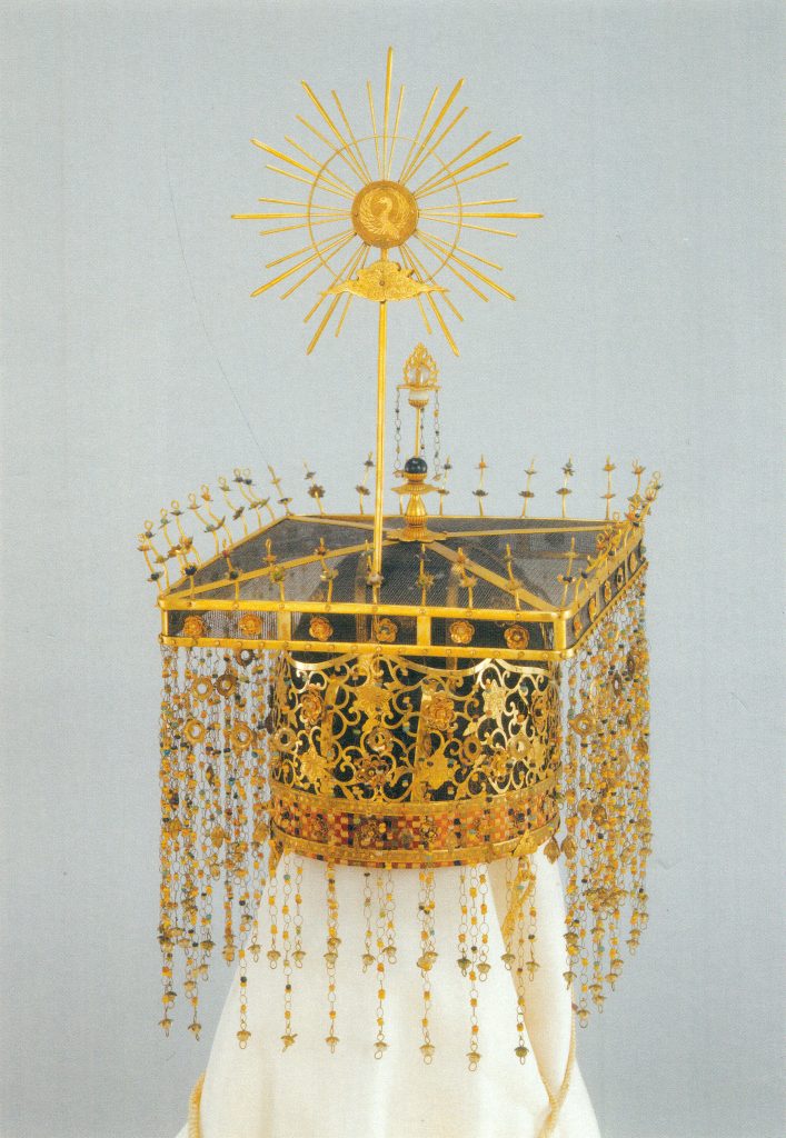 The Benkan Crown