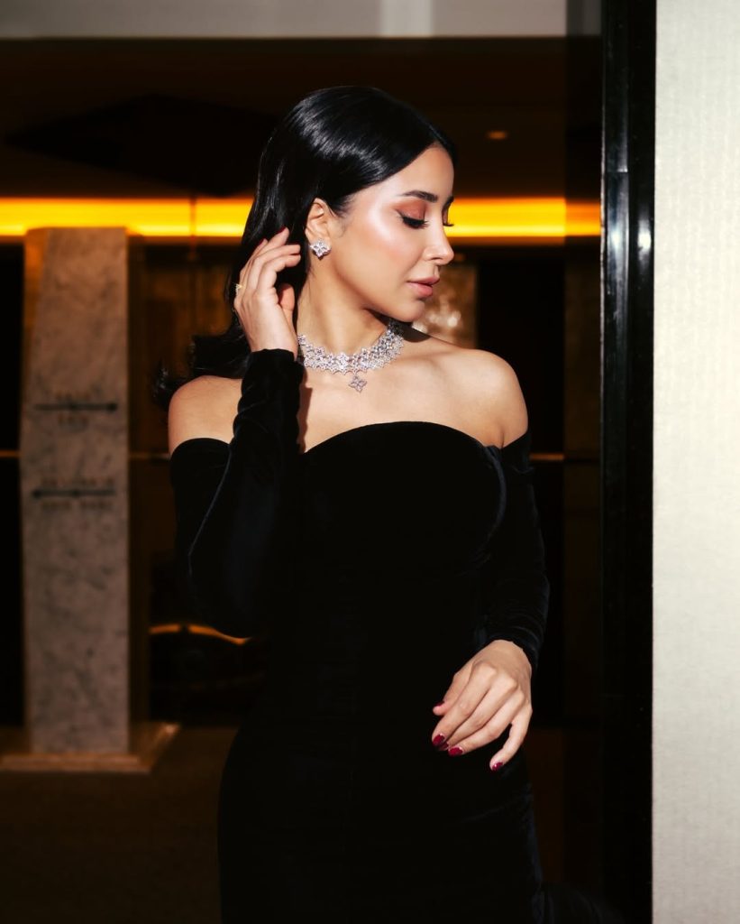 Aseel in Roberto Coin