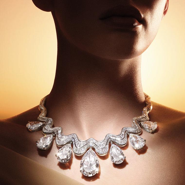 Serpenti Aeterna diamond necklace