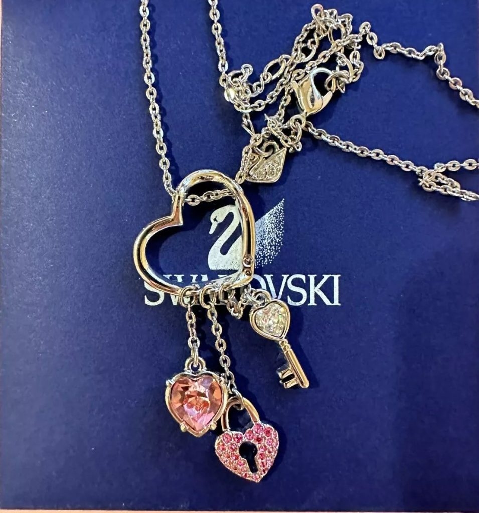 Love-Themed Jewelry