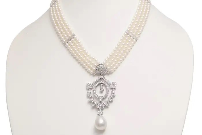 White Gold Pearl Necklace