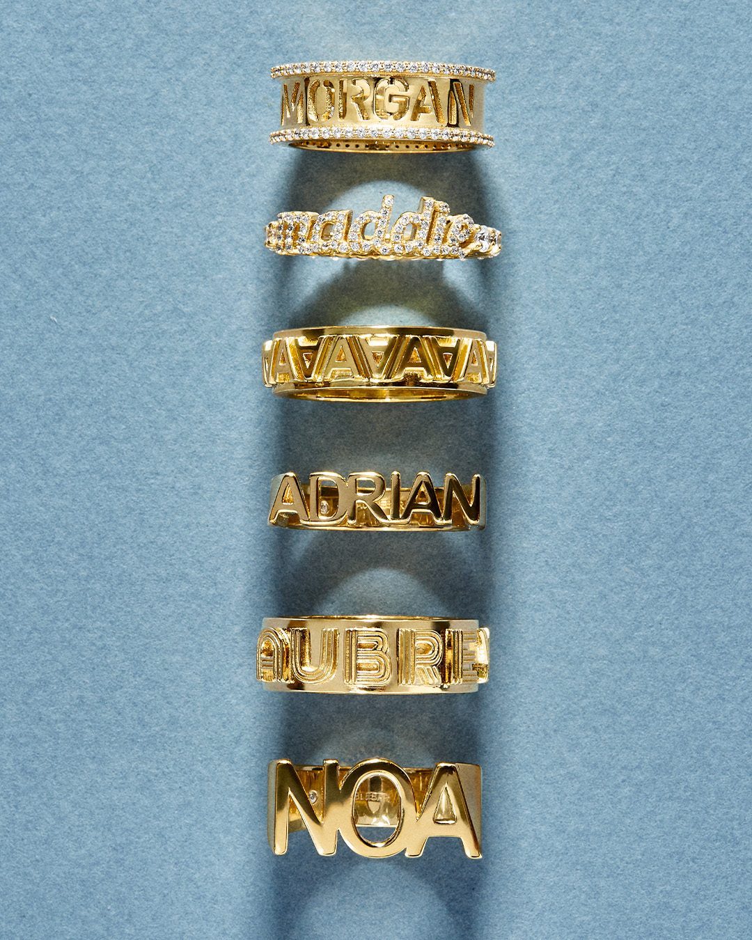 Custom nameplate necklaces