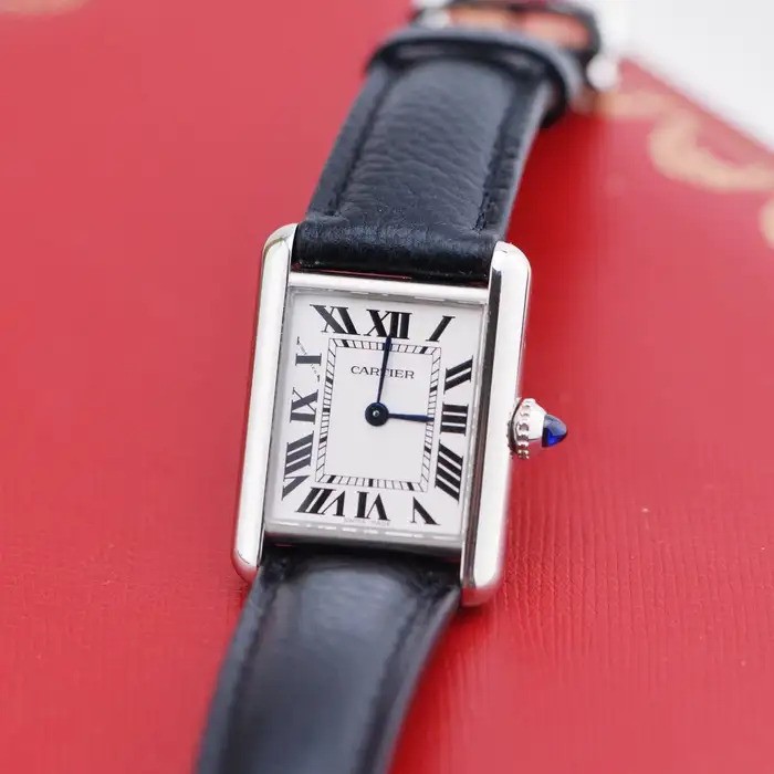 cartier tank must watch