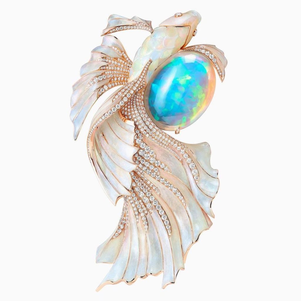 boucheron betta fish brooch 