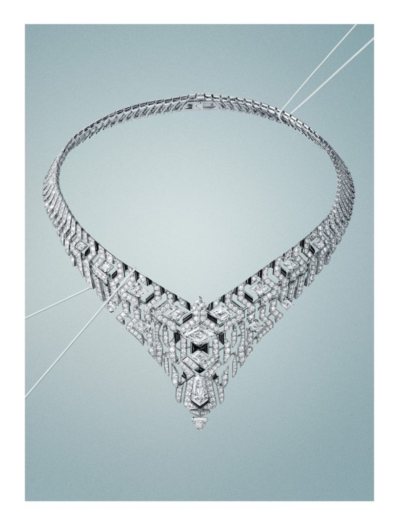 Tsagaan necklace cartier