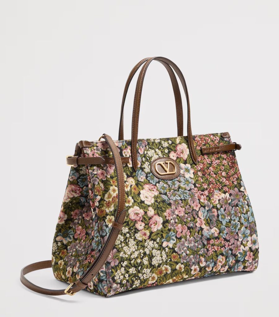 valentino garavani
medium floral antibes tote bag