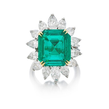 boucheron emerald and diamond ring