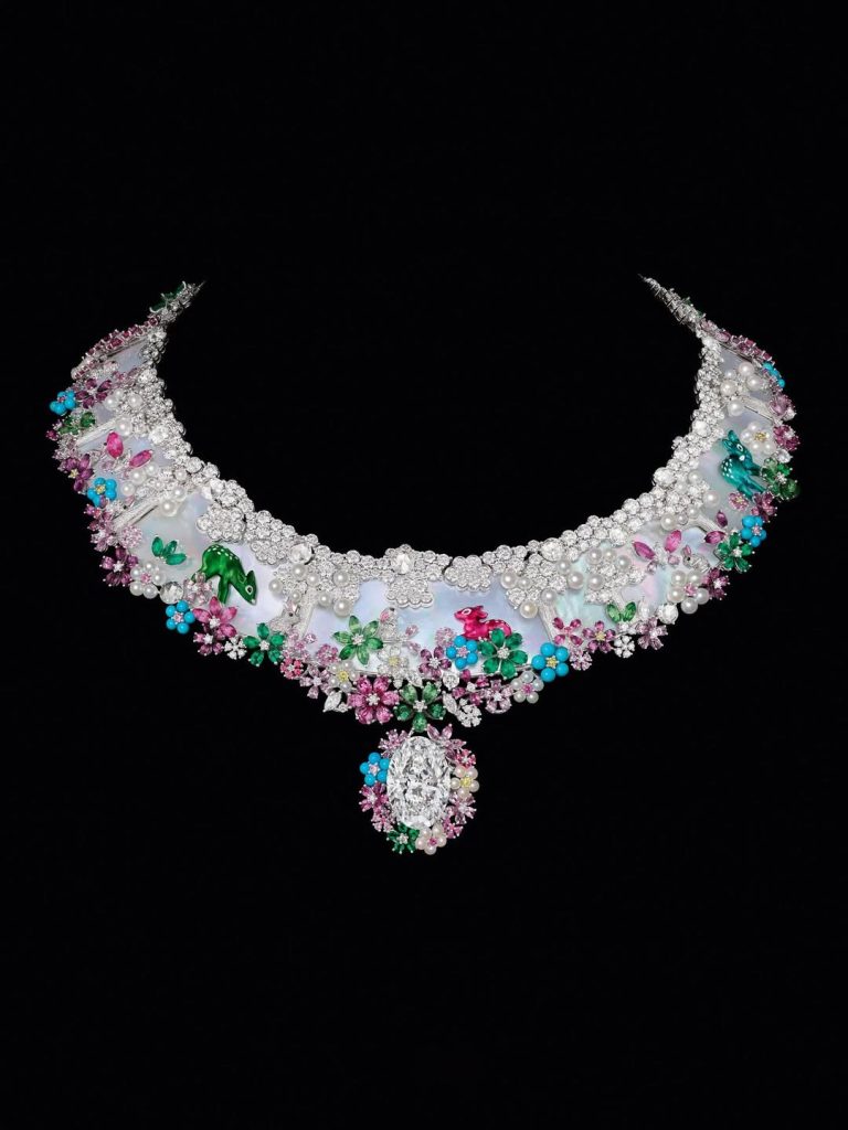 Diorexquis Forêt Nacrée High Jewelry necklace