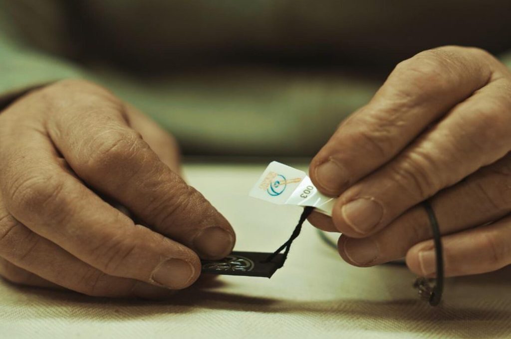 murano glass certification