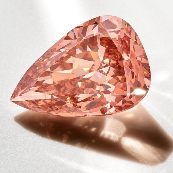 the-desert-rose-diamond-sothebys-sewelo