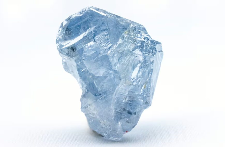 petra-blue-diamond-discovered-sewelo