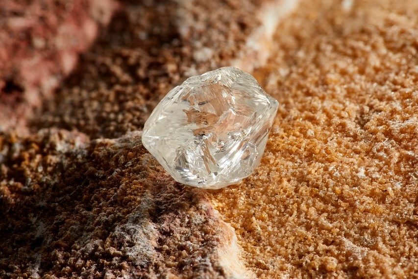 de-beers-price-hike-on-rough-diamonds-sewelo