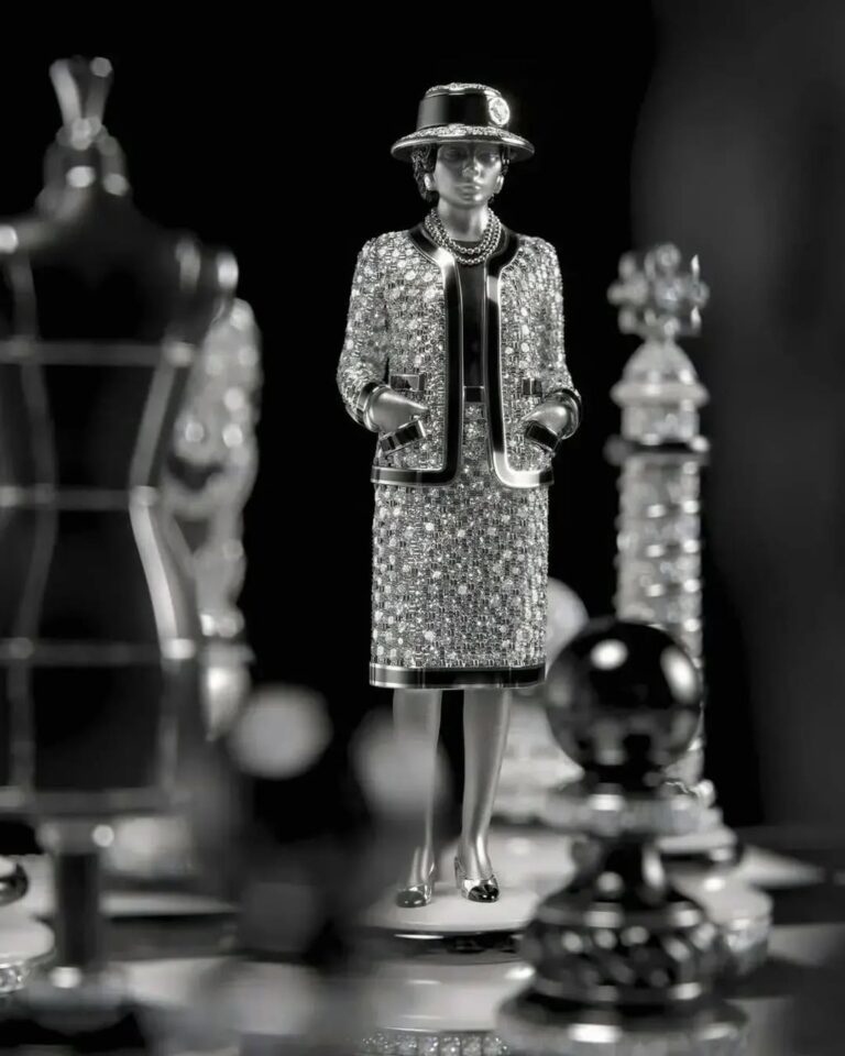 chanels-extraordinary-coco-game-chessboard-sewelo