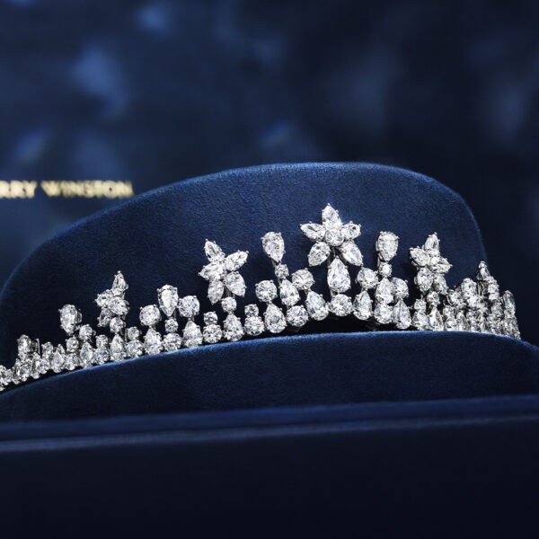 10-wedding-bridal-tiaras-to-shop-sewelo