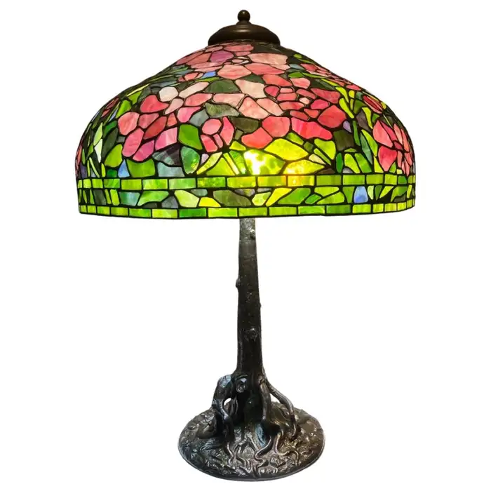 Leaded Glass Peony Table Lamp 