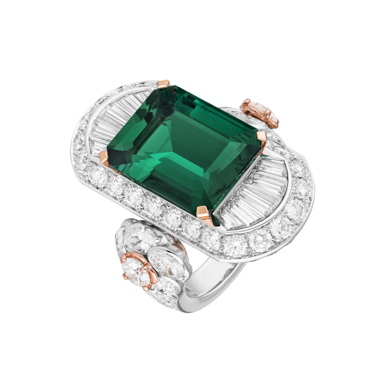 chanel emerald ring