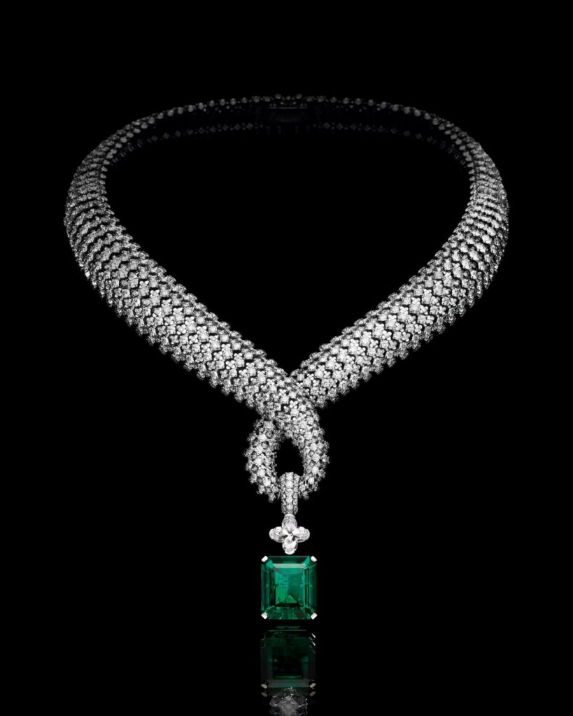 Mesmerism high jewelry necklace with emeralds and diamonds