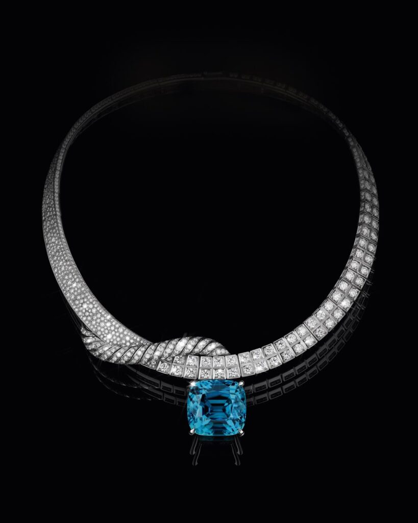 louis vuitton fortitude necklace from mythica collection