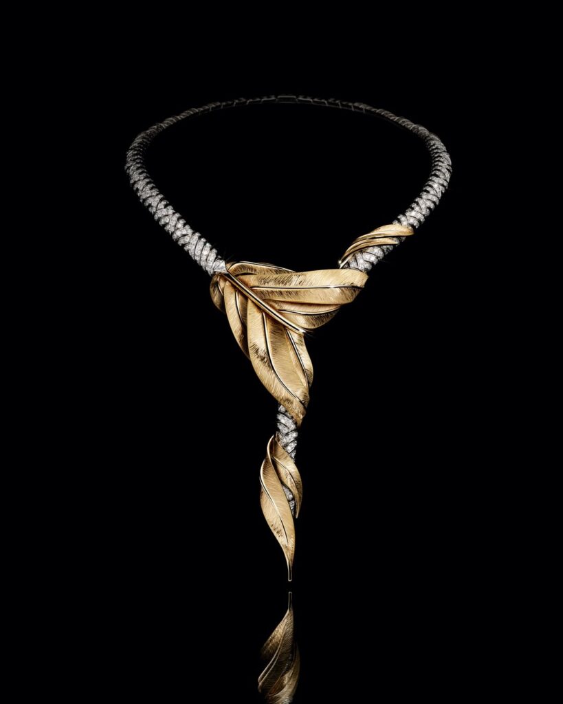 louis vuitton mythica triumph necklace