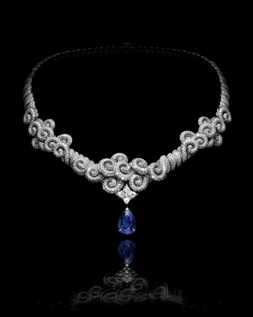 louis-vuitton-whisper-mythica-necklace
