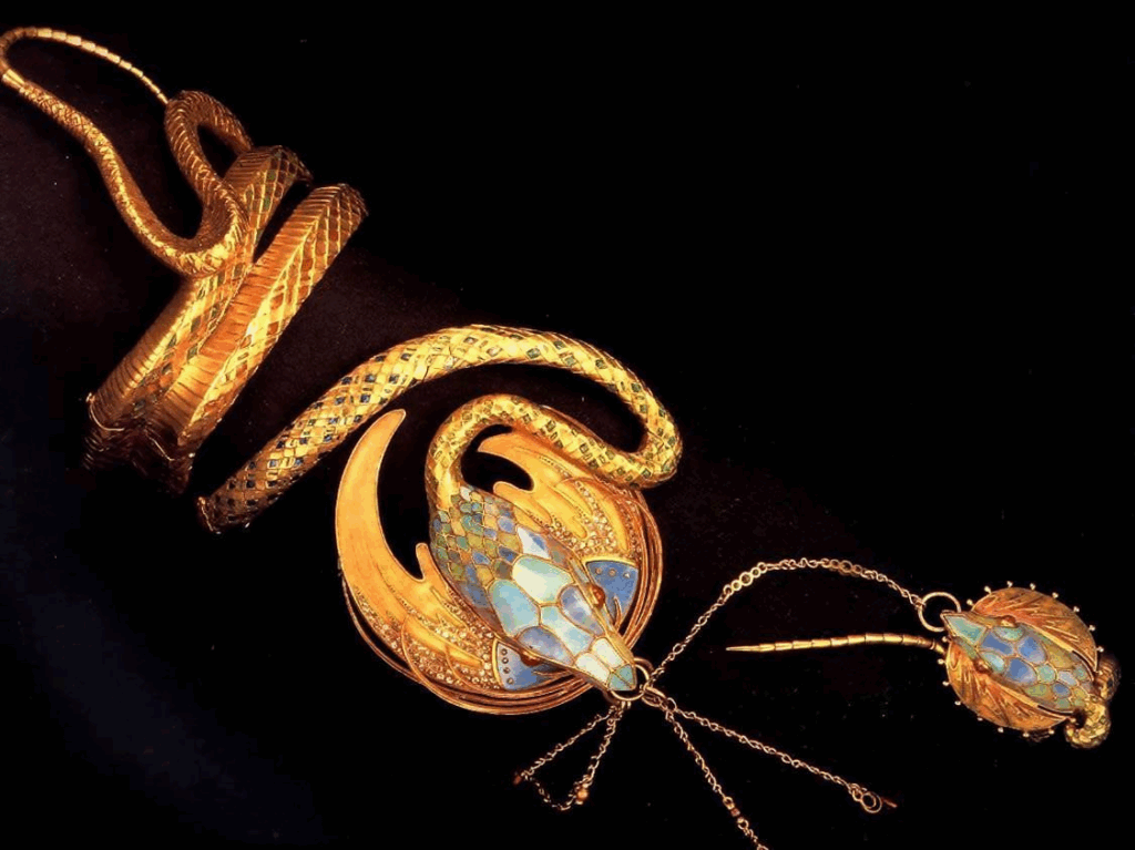 georges fouquet snake bracelet with a ring