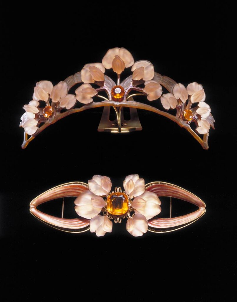 floral hair ornament