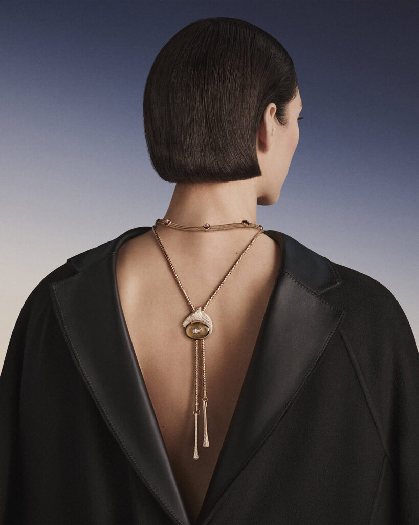 Chevauchee Necklace