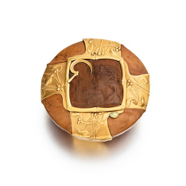 Wooden bonbonnière sotheby's