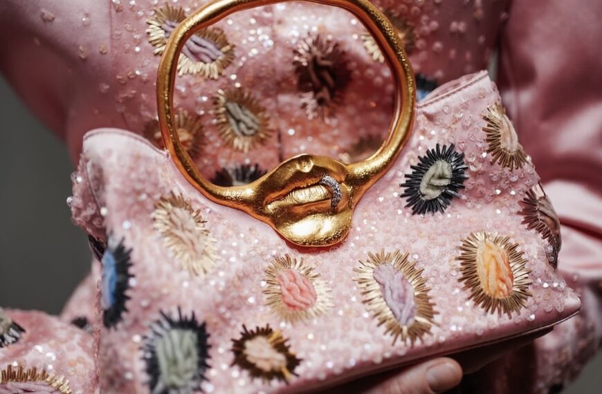 paris-fashion-week-spring-2027-handbag-trends-sewelo